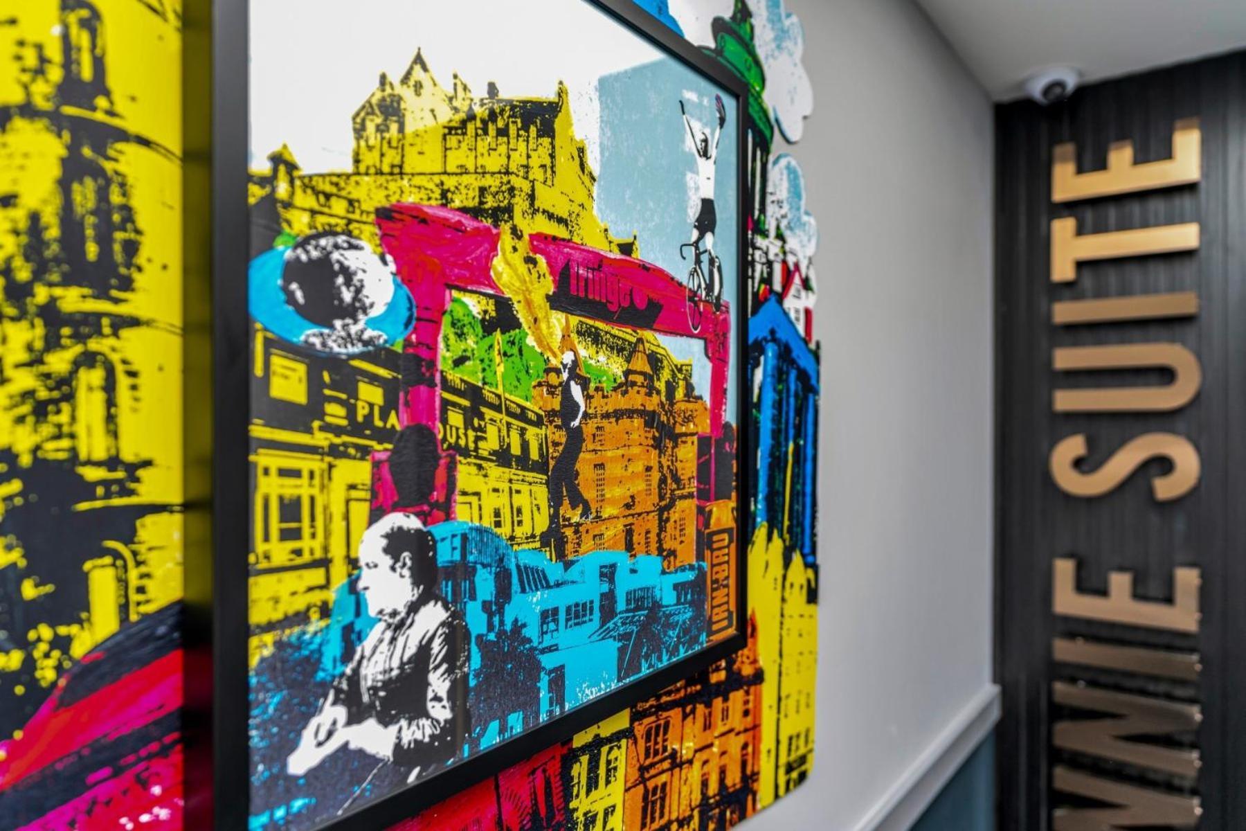 Roomzzz Edimburgo Esterno foto